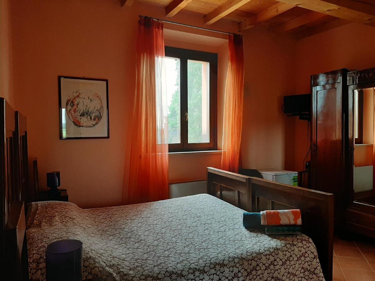 Agriturismo Il Sole Villa Rivarolo del Re ed Uniti Eksteriør bilde