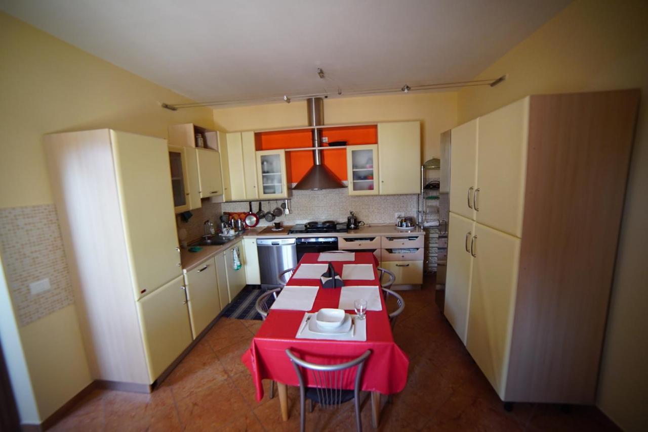 Agriturismo Il Sole Villa Rivarolo del Re ed Uniti Eksteriør bilde