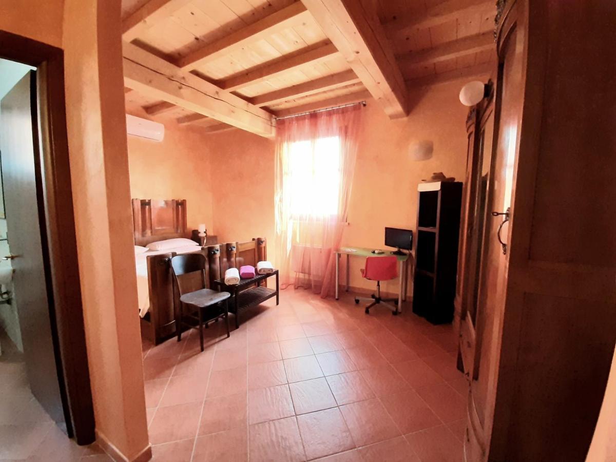 Agriturismo Il Sole Villa Rivarolo del Re ed Uniti Eksteriør bilde