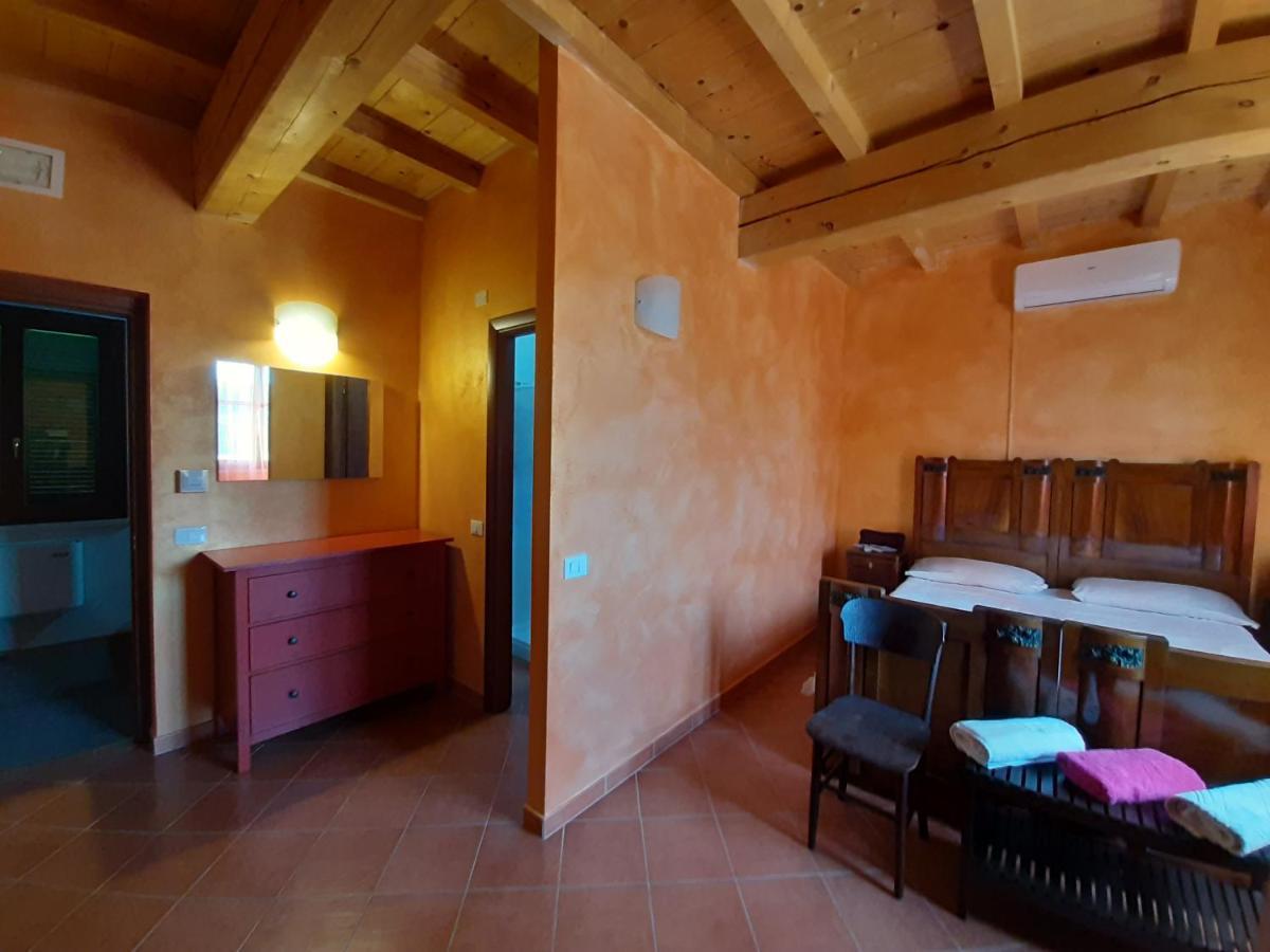 Agriturismo Il Sole Villa Rivarolo del Re ed Uniti Eksteriør bilde